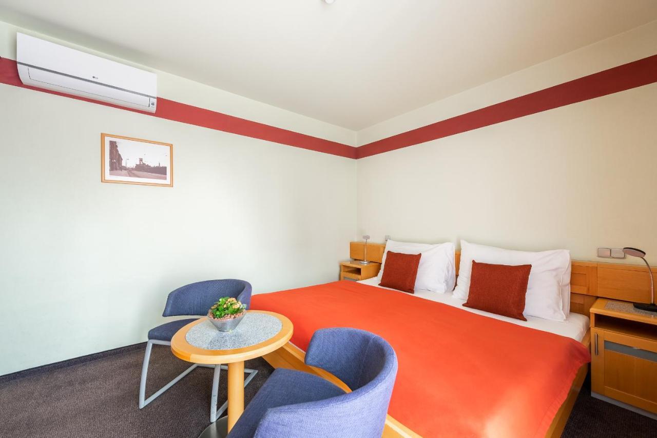 Jan Maria Hotel Ostrava Kültér fotó