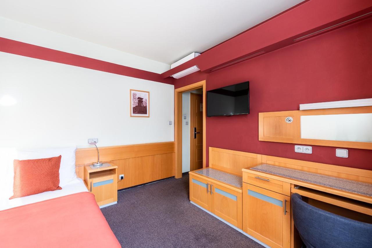 Jan Maria Hotel Ostrava Kültér fotó